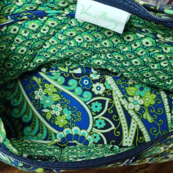 Vera Bradley "Rhythm & Blues Quilted Shoulder/ Crossbody Bag - Picture 9 of 11